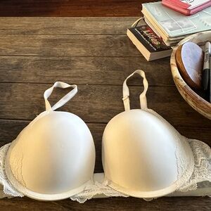 Victoria’s Secret push-up bra like new